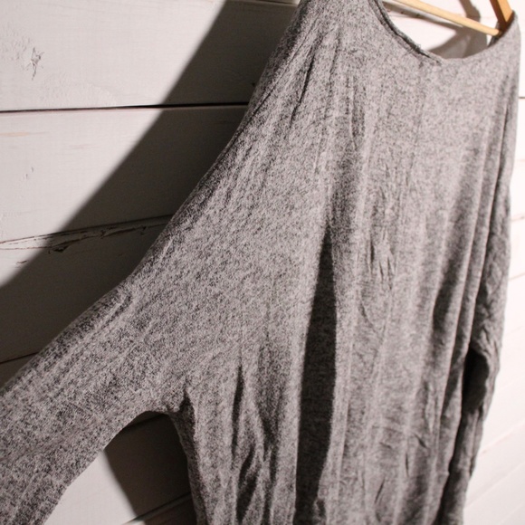 UO Silence and Noise Oversized Grey Sweater-Shirt - Picture 4 of 12